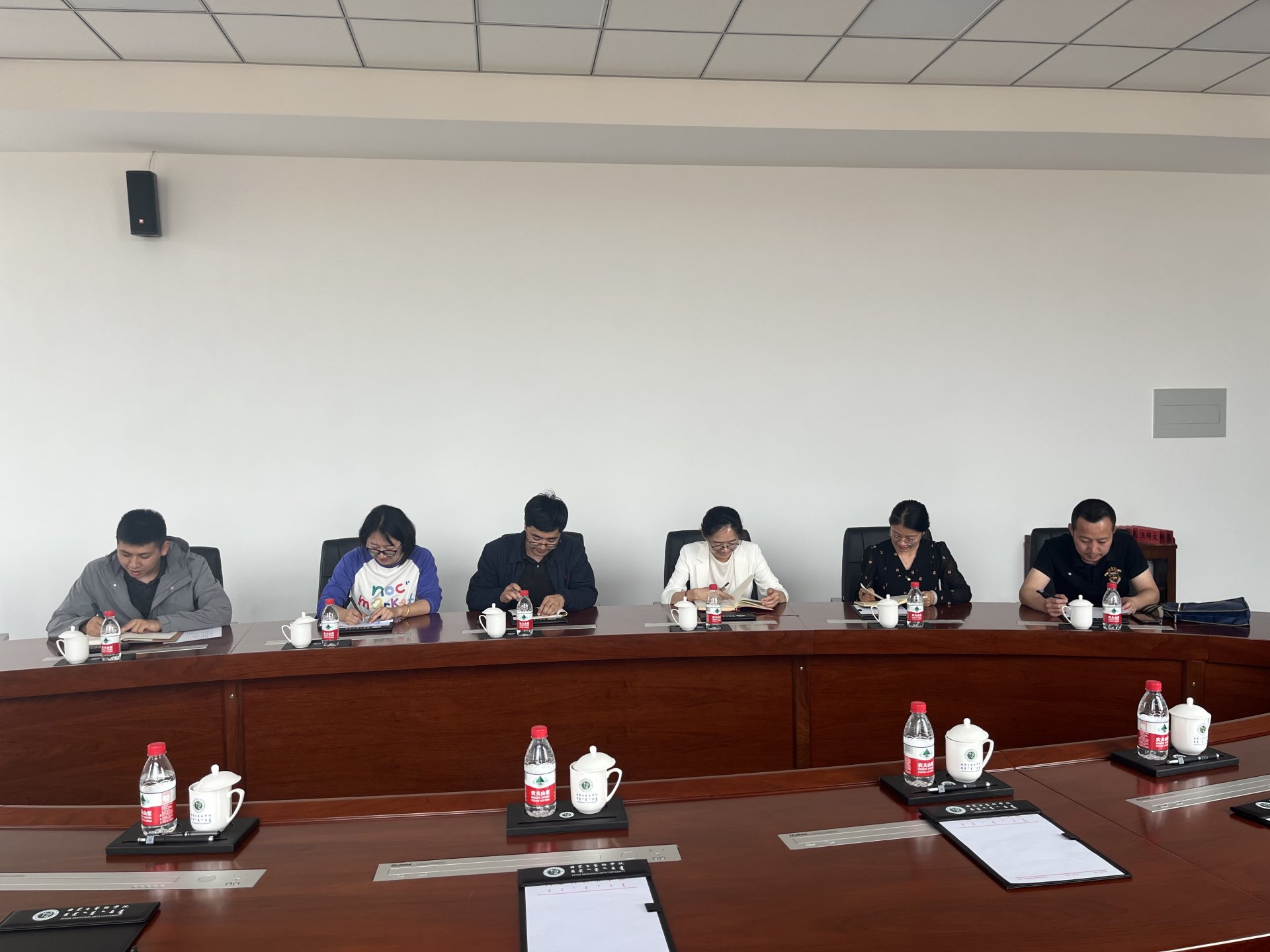在云谷校区3号会议室