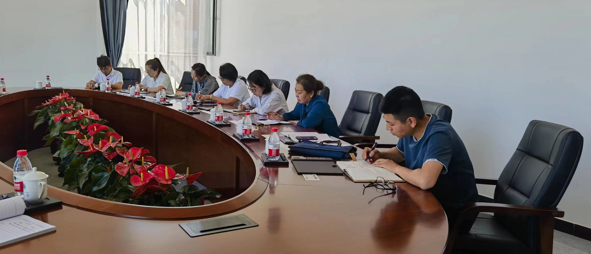 微信图片_20230612144408.jpg 在云谷校区3号会议室