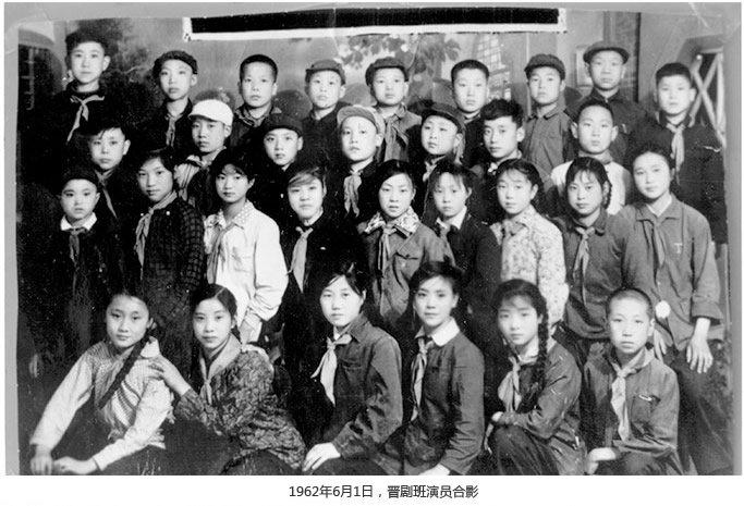 1490233639771559.jpg 被评为“内蒙古自治区文明校园”和“第
